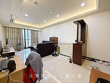 ☘️你要的投資價‼️新光特區三房平車☘️