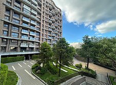 🏠【水岸第一排｜大兩房＋大露台＋平面車位】