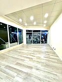 房仲老朋友🍎鼎山家樂福旁高大百貨一樓店面