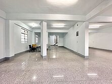 逸園三角窗大面寬雙店面