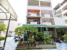 小潘潘/大里立新國小/花園社區車庫別墅