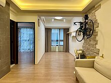 出價談💕室內空間超大/竹中輕屋齡2+1房車位"