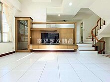 花枝陪你買間房🔸湖美採光邊間車墅