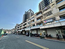 楠梓台積高雄大學超值6房透天店面周邊大樓多做生意