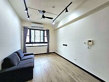 橘線市議會捷運站旁-7年屋正二房+機上休旅車位