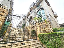 屋主很想賣降價!! 過嶺社區型雙車庫別墅