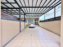 台東市區｜輕屋齡大地坪｜明亮四套房｜雙車墅透天