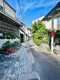 勝利新村黃金地段搶手機能透天車墅