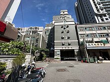 太舜如意~七期秋虹谷旁室內約50坪~四房雙平車