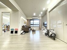 副都心旺年匯學區邊間三房+車位☎有巢小張
