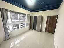 新莊愛丁堡明亮三室+平面車位