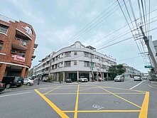 梓官蚵仔寮三角窗騎樓店面#超大地坪#可停四車#