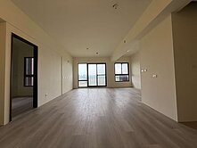 A18十分鐘 房價省一半 卓悅卓岳花海3+1車