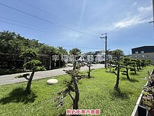 十二佃公園首排朝南傳統車墅(出價談)