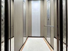 近衛武營都會公園｜尊榮面寬電梯車墅｜全新未住