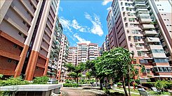翠華國宅大四房車位可租