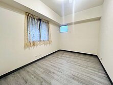 💎【大里免千萬三房＋車位｜全新裝潢，馬上入住】