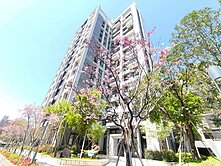 竹東黃金地段新婚2房平車