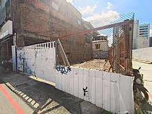 ｛余育賢｝五塊厝捷運站旁稀有建地