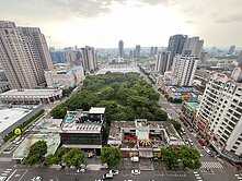 無限視野面公園帝王戶!三主臥連號雙平車，近漢神百貨