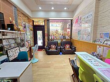 真划算榮總商圈10米街上1+2樓挑高店面加平車位