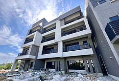 全新雙車電梯豪墅✨間間套房🌟新營天鵝湖畔🦢