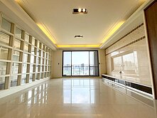 大隱琉璃丨朝南開闊視野高樓層四改三房大坪數＋平車
