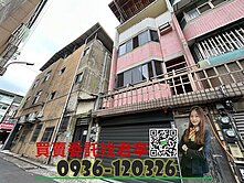 樂福承辦💟美術館臨路孝親車庫透天隨時可看