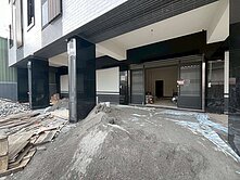 ❤️全新店住可營登-東平商圈～臨路大地坪電梯美墅