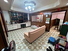 板橋漂亮四房美寓-衛浴開窗-國慶黃昏市場旁