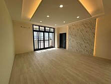 住商泛亞-五股中興電梯四樓。全新裝潢屋況美