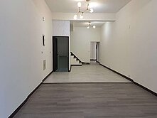 衛武營*海洋商圈*捷運*稀有B1+1+2店住