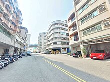 高雄前鎮/草衙1+2樓店住