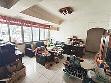 江子翠捷運黃金二樓
