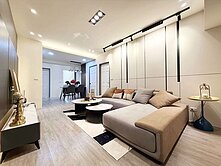 東大HOLA旁皇凱美靚大四房坡道平車