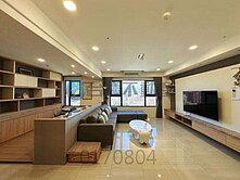 巨蛋高鐵高樓層精裝景觀3+1房平車制震宅