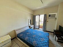 專任可看屋~勤美公益陽台套房視野戶 ~自住收租皆宜