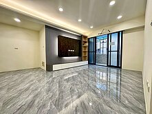 #中和買房秀山景平站美三樓