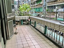 南勢角台科大露台二樓