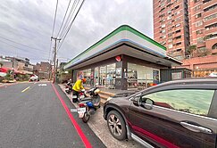 鳥松國中♡黃線捷運♡車庫別墅