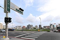 獨家! 百億車站近高醫大4房雙平車15年屋開32萬