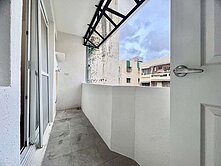 近後勁溪河堤旁精美公寓