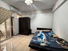 幼獅交流道旁邊間透天