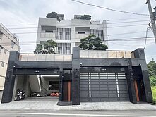 ＃施小珍＃鳥松仁美全新面寬7米電梯雙車墅