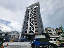 國風雲鼎高樓層有車位二房大樓