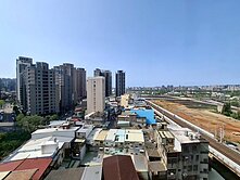 【里長伯大廈】園區旁四房平車，學區市場生活圈
