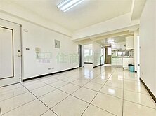 ‼️屋主急賣‼️震後文心森林公園次頂樓採光三房‼️