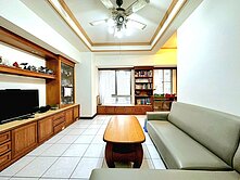 秀山國小捷運旁邊間三房美屋台灣房屋010邀您來賞屋