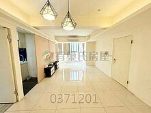 買房要主見，這間主建24坪大兩房，藍海名廈