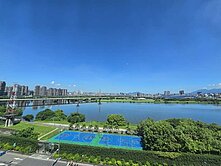 中和房仲顧問 水築館正面河景4房車~住商崑庭